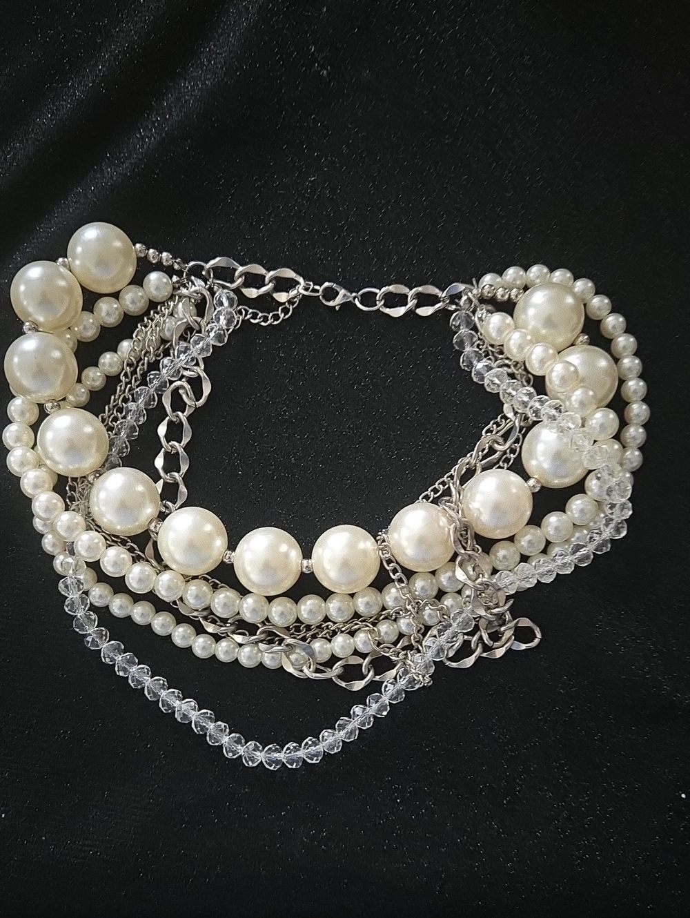Elegant Pearl Necklace
